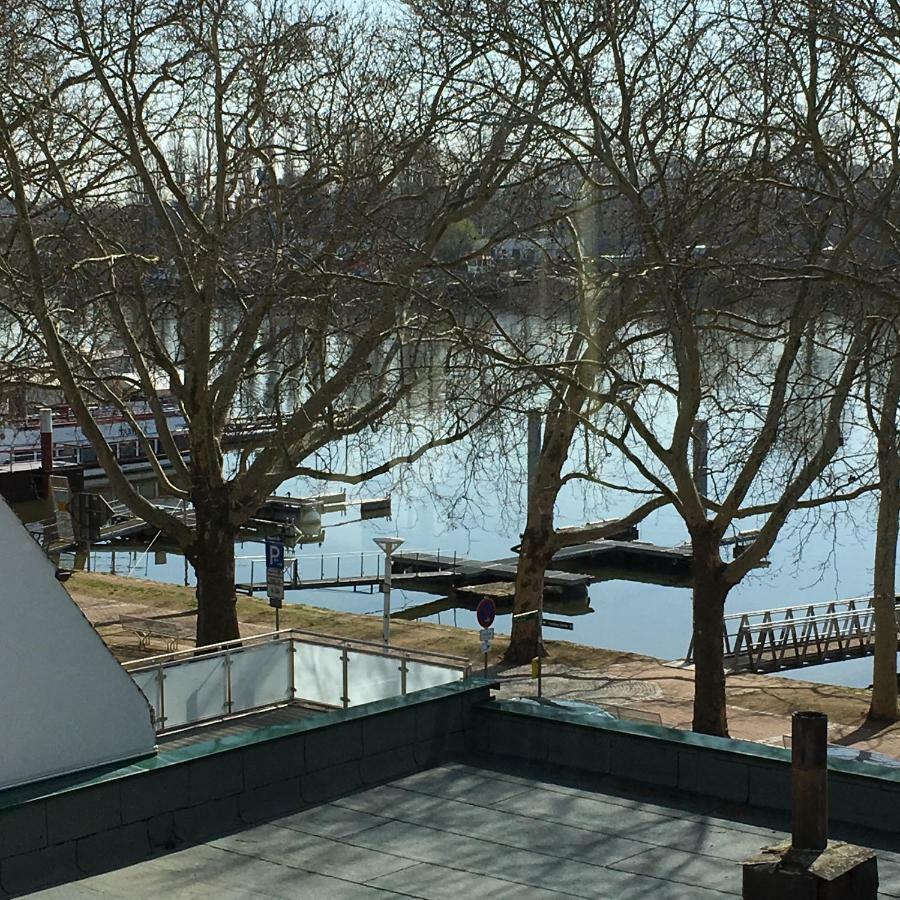 Appartamento Schmuckkaestle Am Hafen Wiesbaden Esterno foto